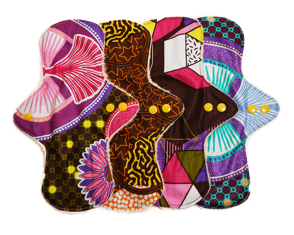 serviette hygiénique lavable colorée