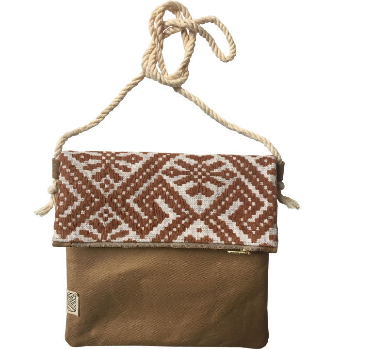Pochette équitable beige