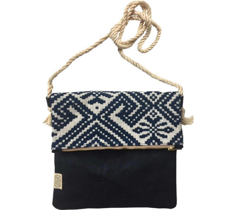 Pochette équitable bleue foncée