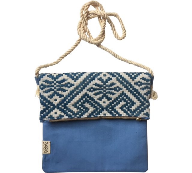 Pochette équitable bleue clair