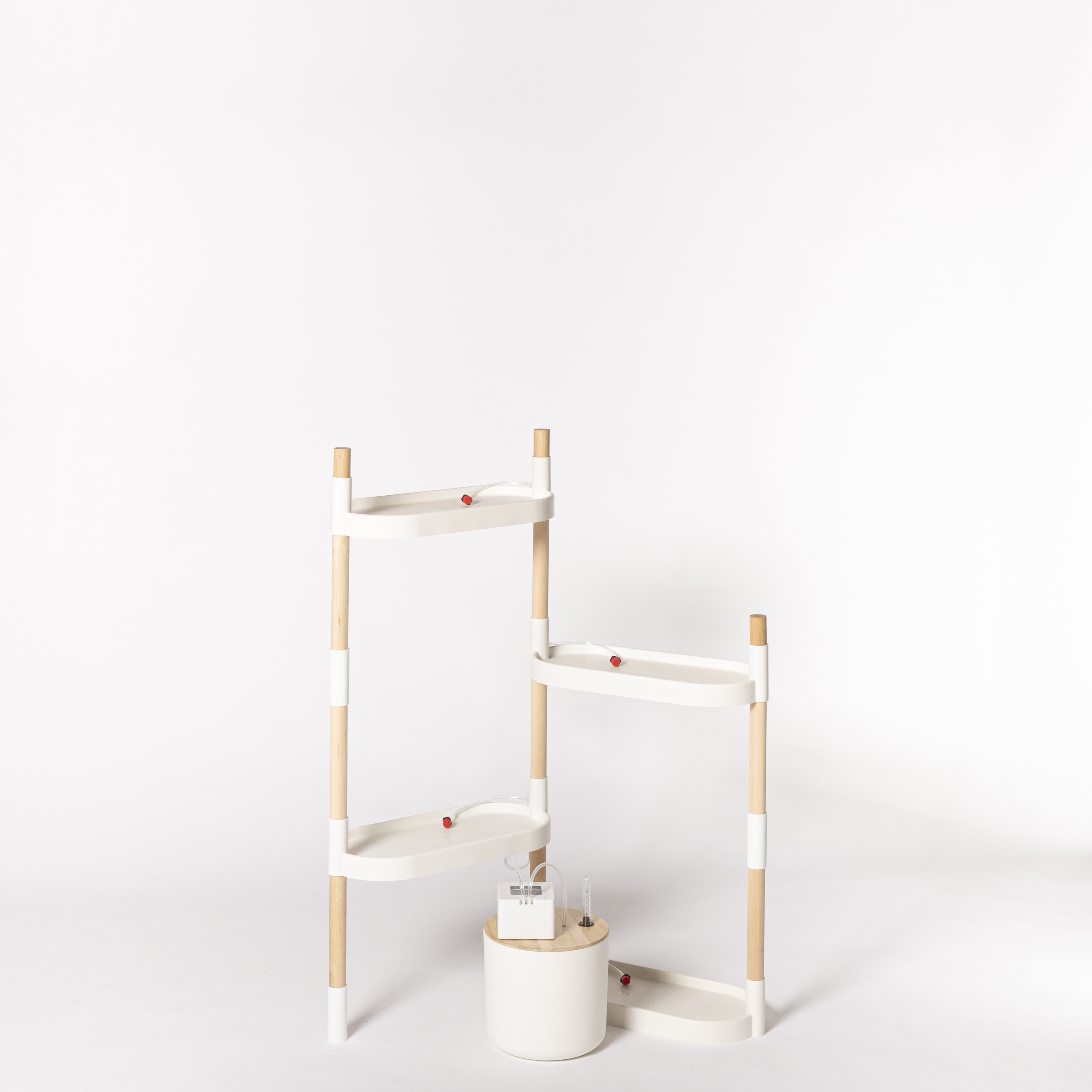 Étagère pour plantes à arrosage automatique