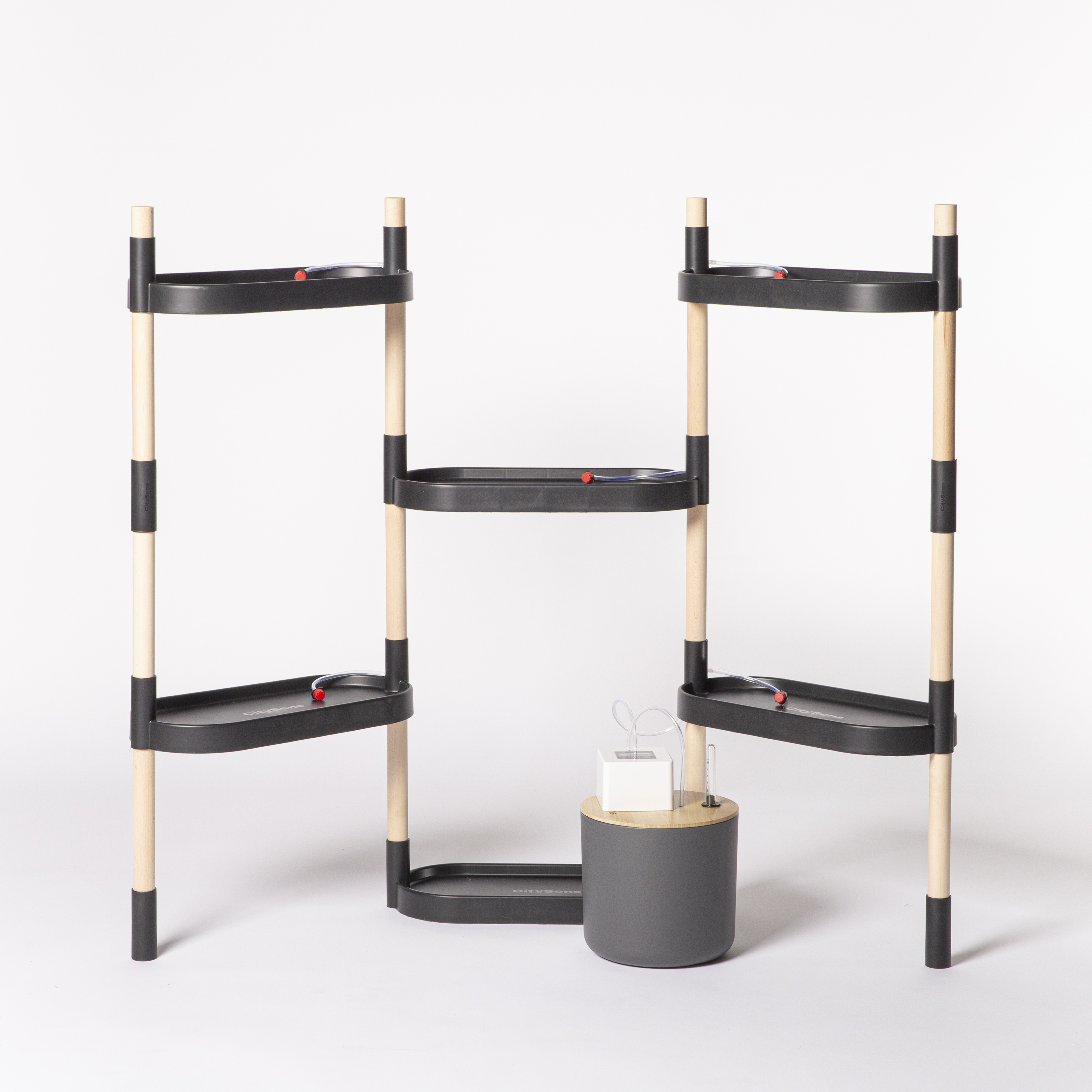 Étagère pour plantes à arrosage automatique