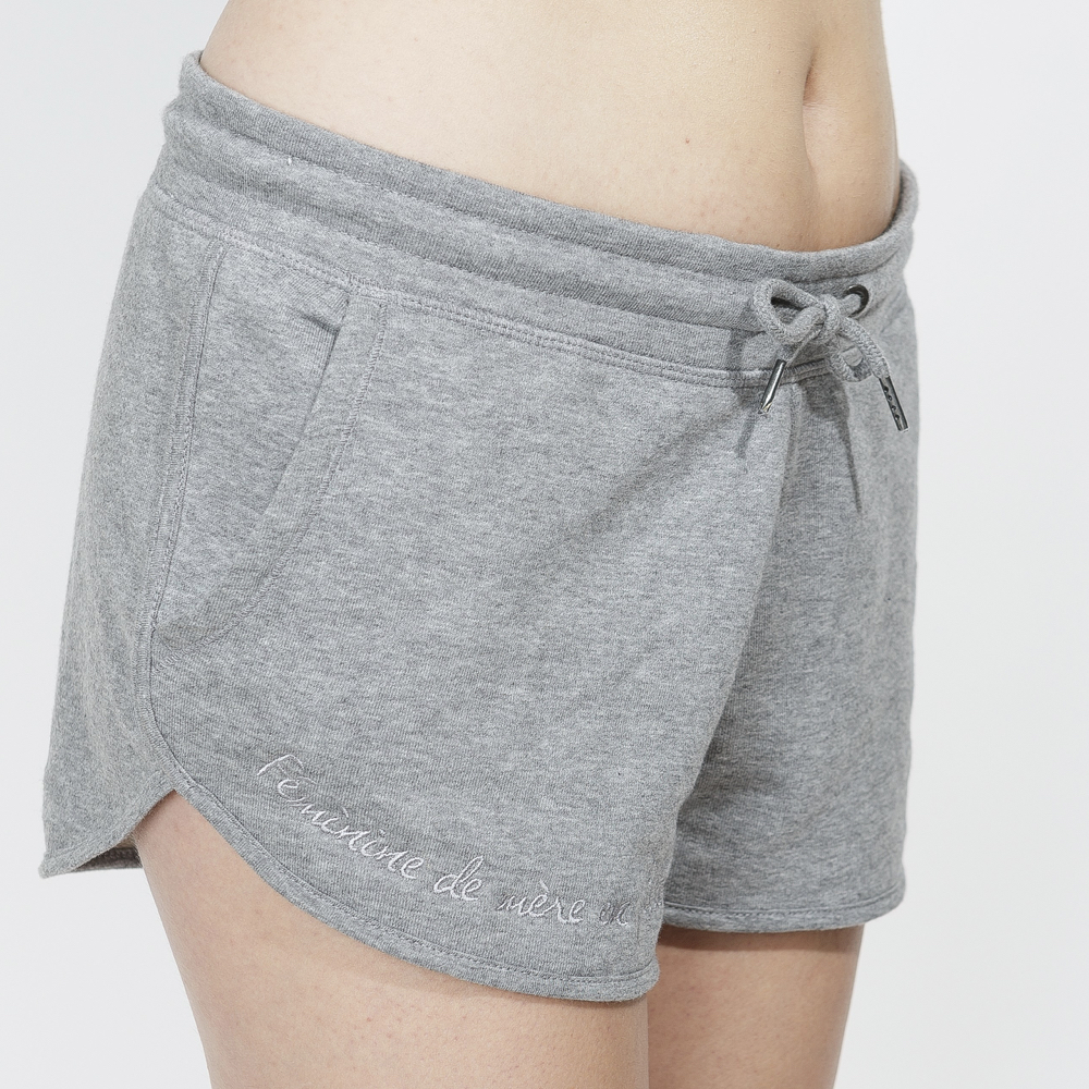 Short gris brodé en coton bio - Féminine de mère en fille 3