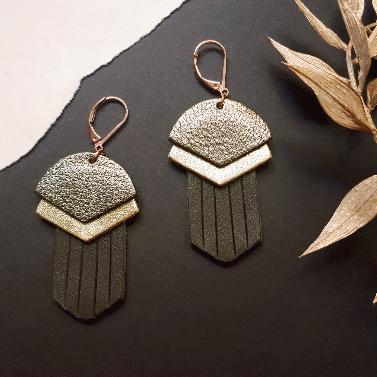 Boucles d'oreilles en cuir APACHE Kaki 3