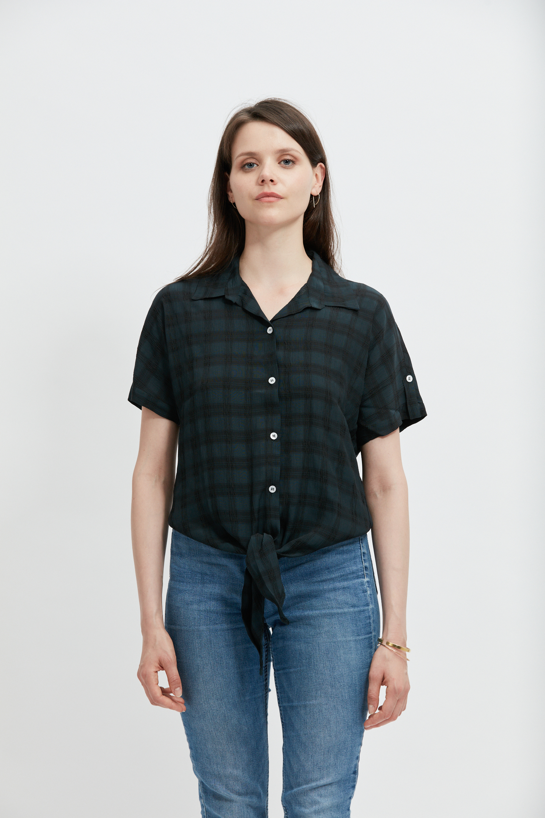 chemise-femme-ecclo-vert-canard-Made-in-France-et-upcyclé-recyclé-dreamact-face-2