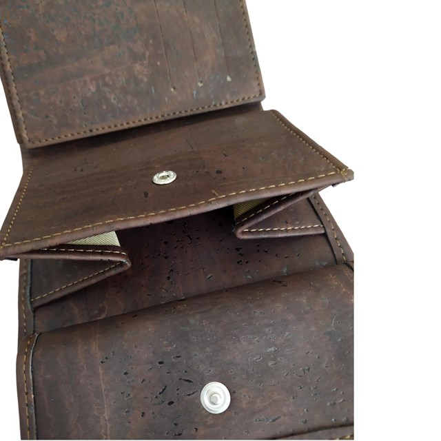 Portefeuille homme vegan en liège marron Sam, idée cadeau homme originale 6