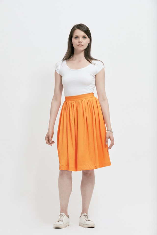 jupe-orange-ecclo-femme-Made-in-France-et-viscose-upcyclé-recyclé-dreamact-face-1