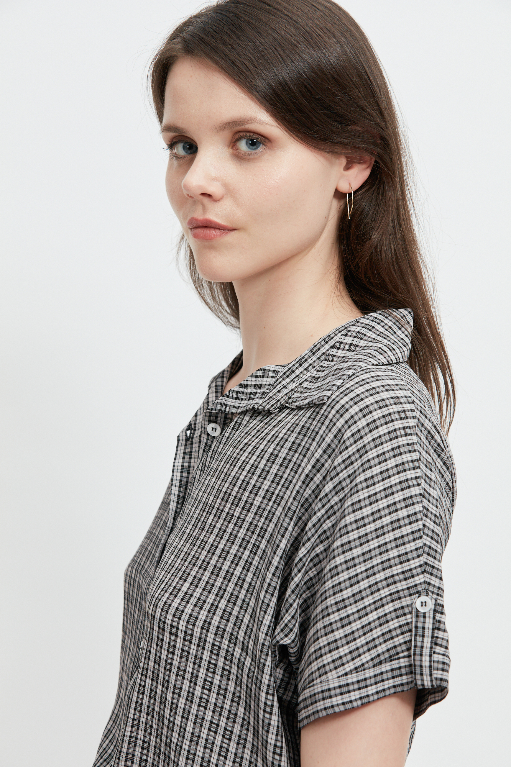 chemise-femme-ecclo-à-carreaux-Made-in-France-et-upcyclé-recyclé-dreamact-epaule-gauche