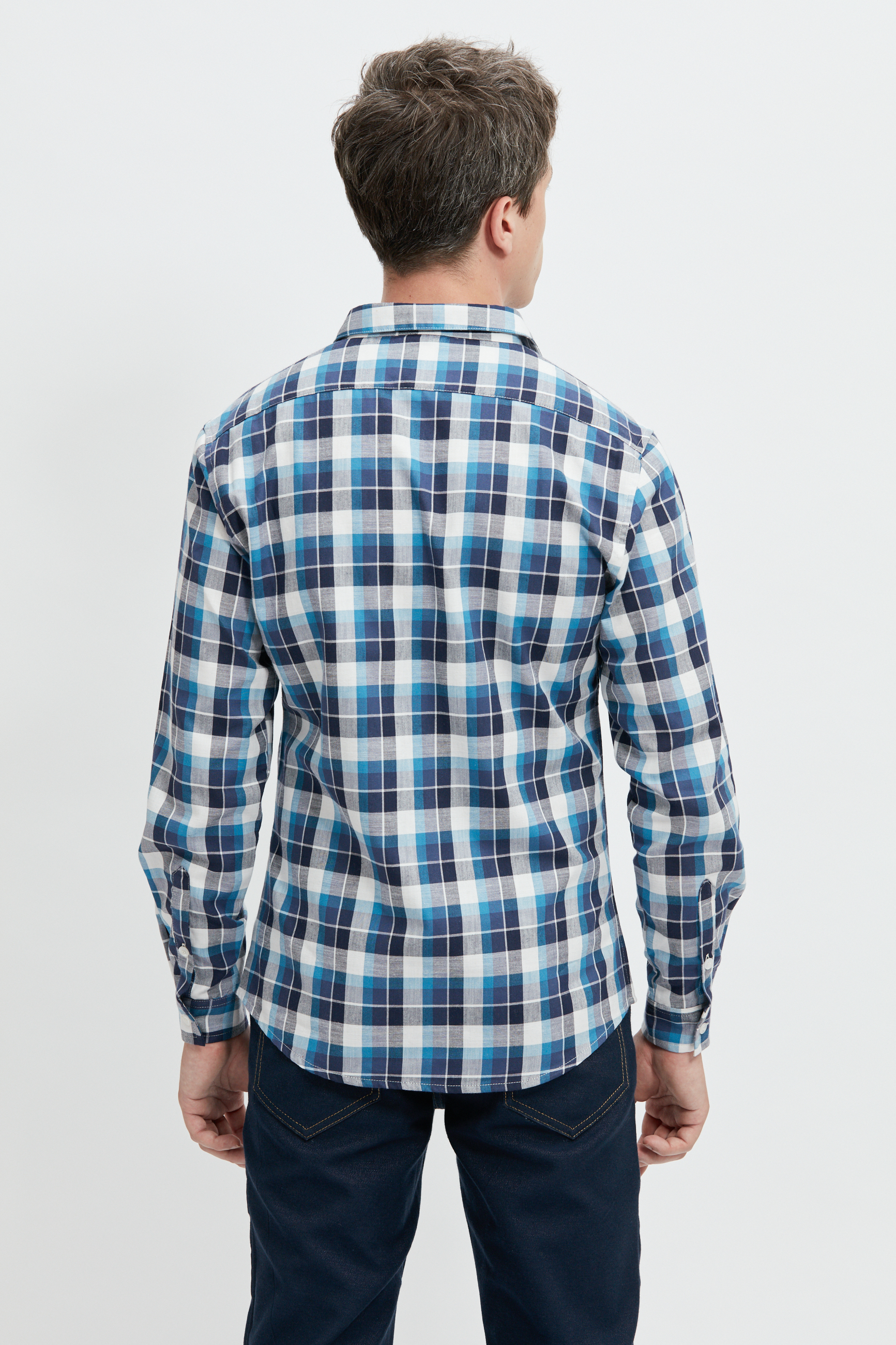 chemise-ecclo-bucheron-homme-Made-in-France-et-coton-upcyclé-recyclé-dreamact-dos