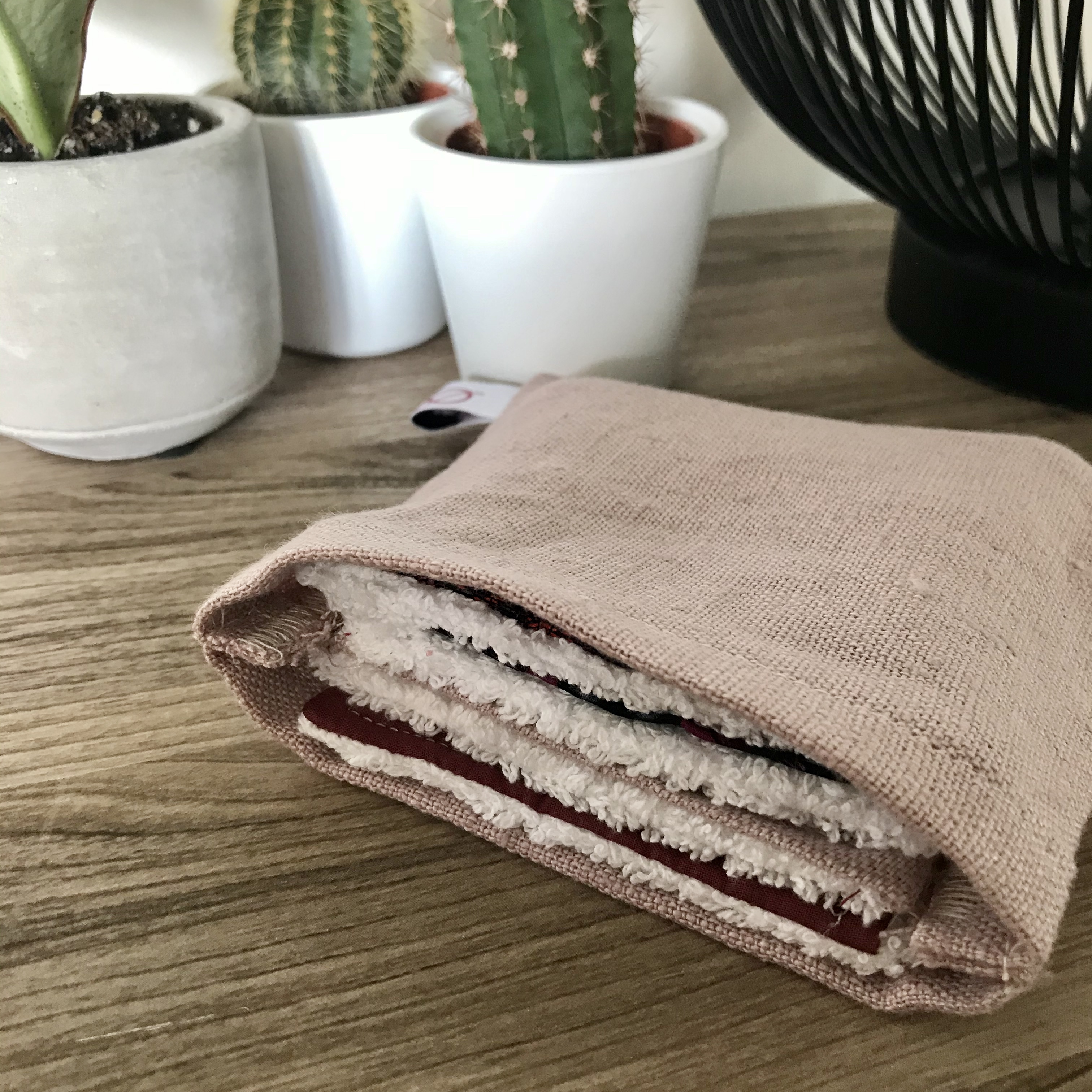 Lot de 4 coton lavable en tons de rose & leur pochette de rangement  10