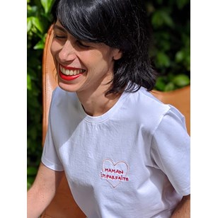 T-shirt 100% coton bio certifié GOTS - Maman (im)parfaite brodé