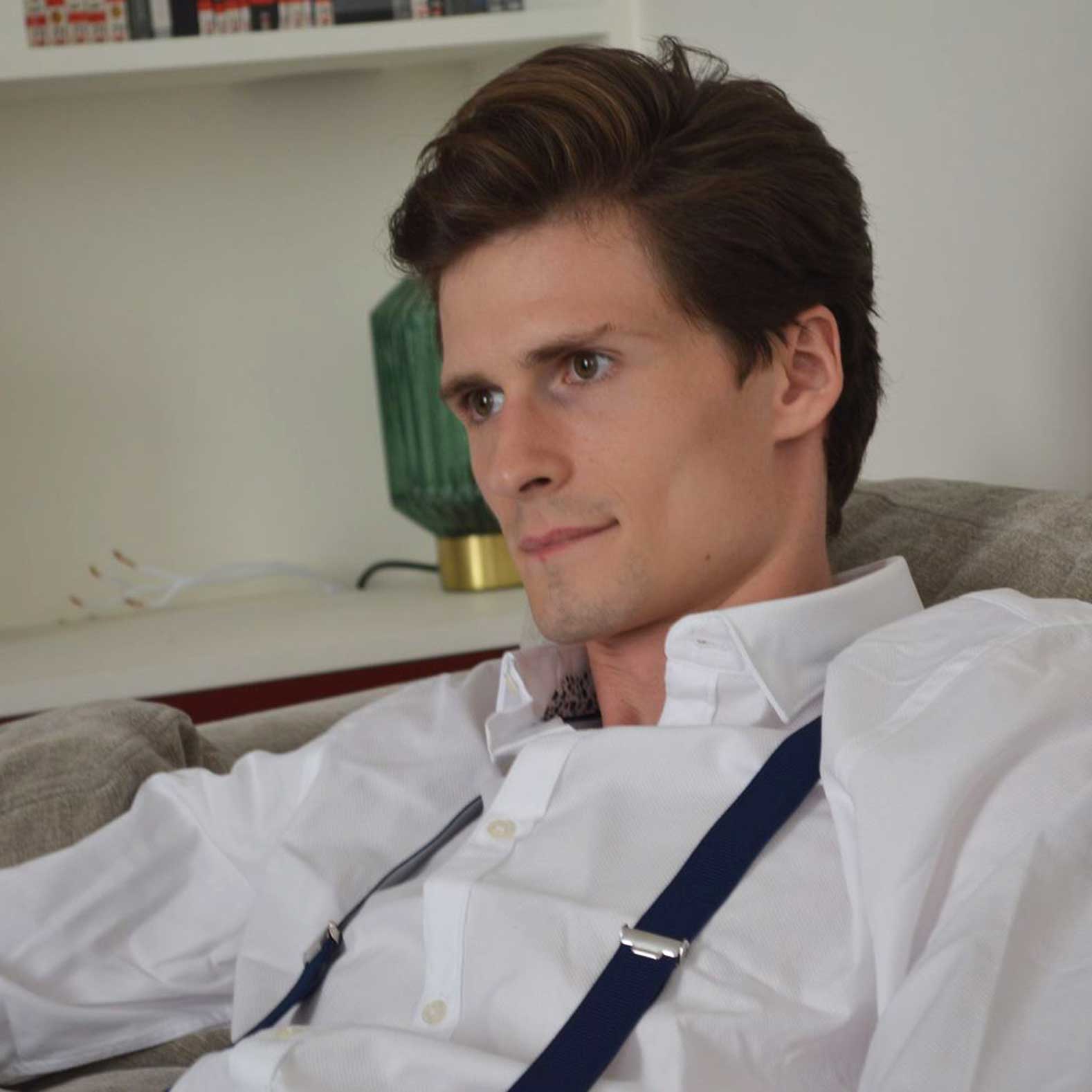 Bretelles-hommes-et-femmes--fantaisie-bleu-marine-made-in-france-finition-cuir-hydribe