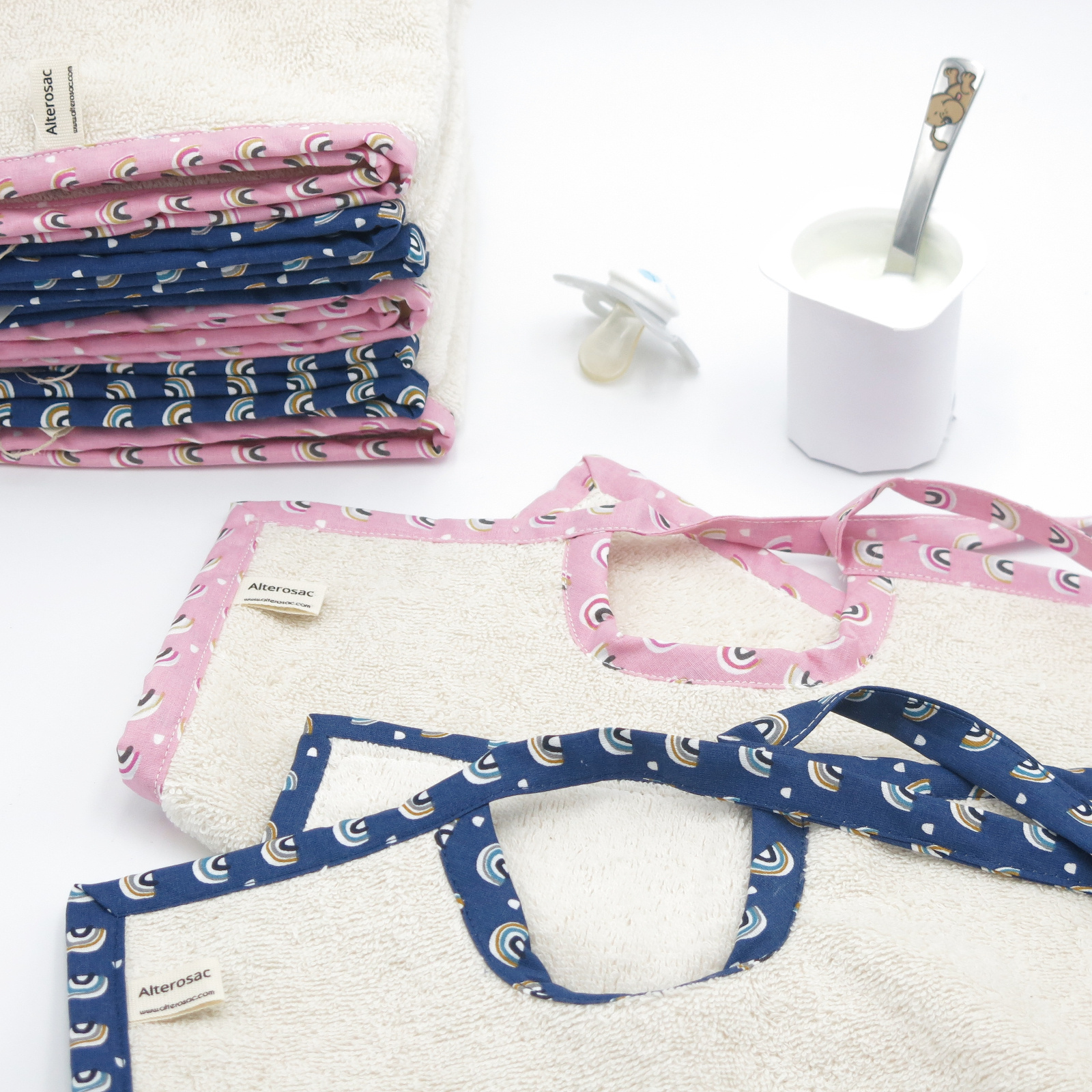 Grand bavoir en éponge - Coton bio 2