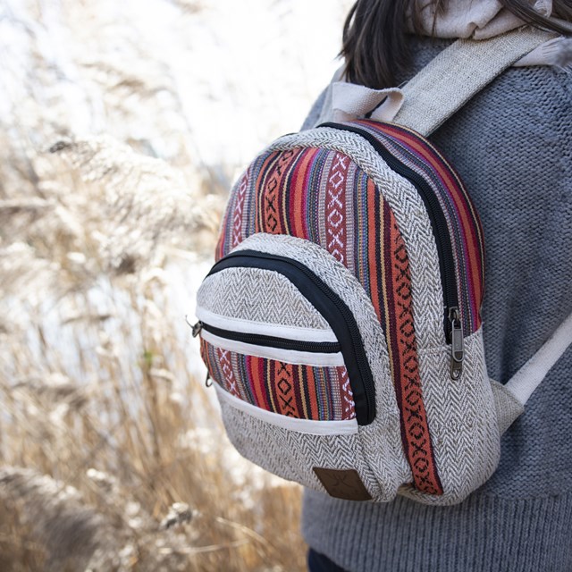 sac en chanvre éthique et écoresponsable fait main motifs ethniques