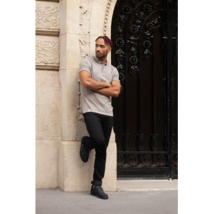 Serengeti Deep Black – Jean ajusté noir profond éco-responsable