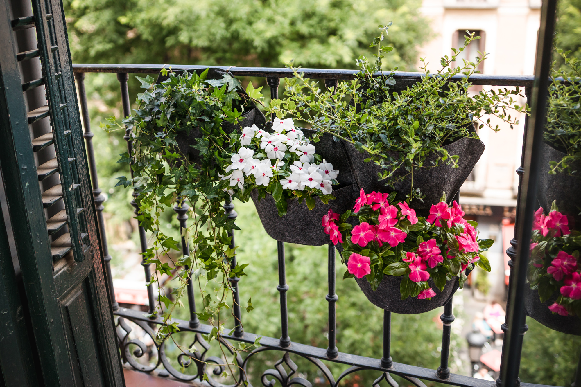 Pot mural à couverture textile 4