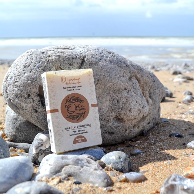Savon solide Douceur d'Amande - Huile & Lait d'Amande Douce - 100g - Peau sensible 2