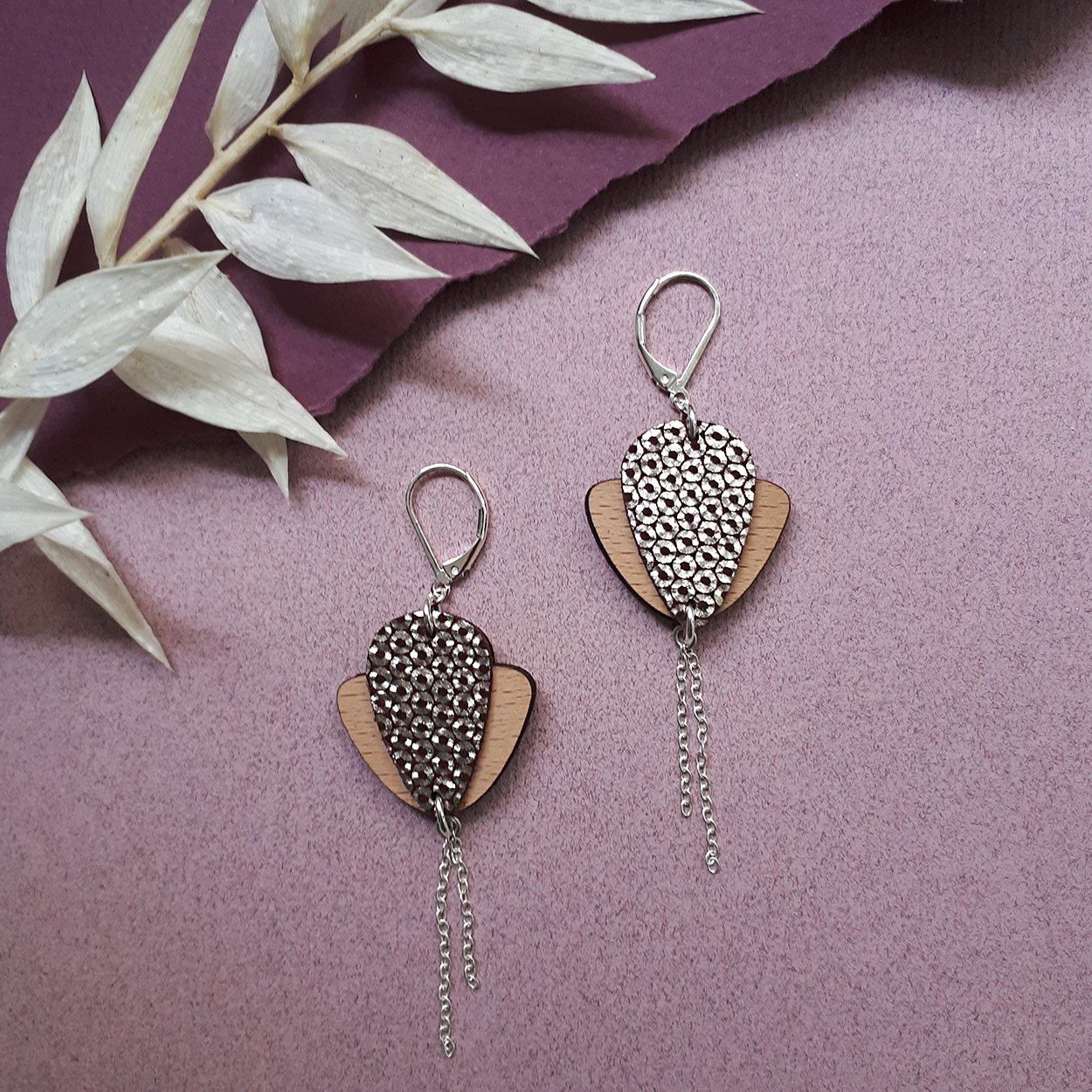 Boucles d'oreilles en bois et cuir Magnolia Mordoré 3