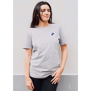 T-shirt coton bio brodé gris chiné - girafon bleu