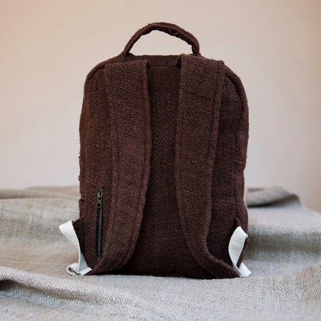 sac à dos écologique en chanvre upcyclé - Biruwa Café - Vue dos