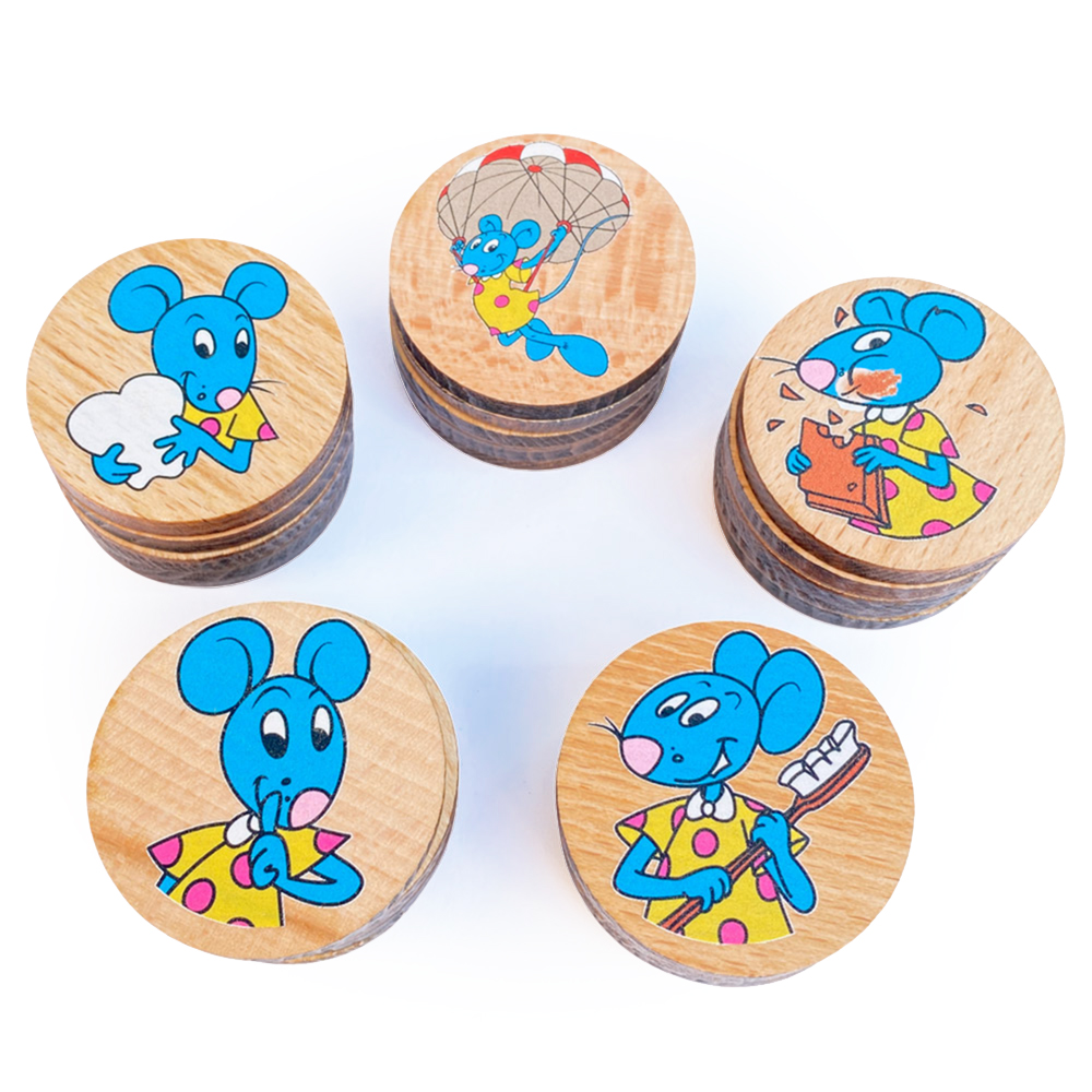 Pions en bois de jeu de memory