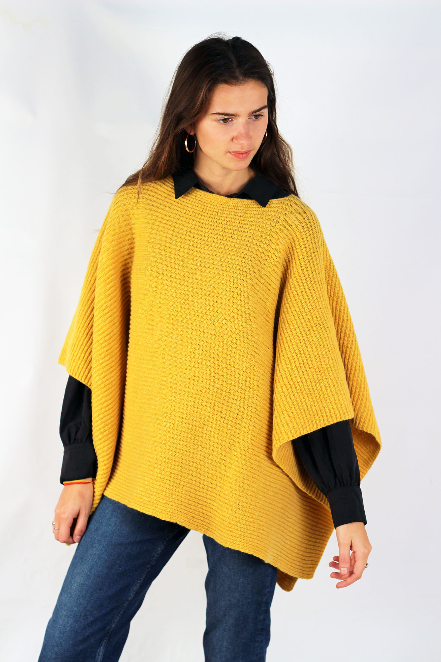 Poncho Sapin - ocre  8