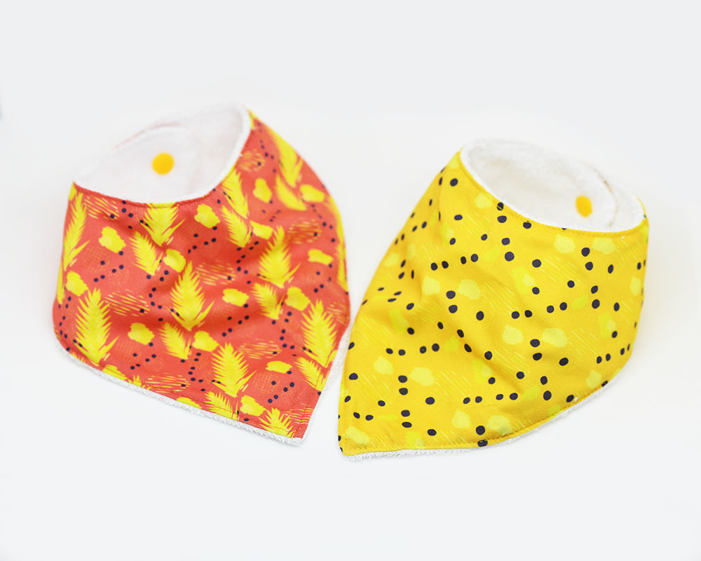 bavoir en coton bio pour naissance