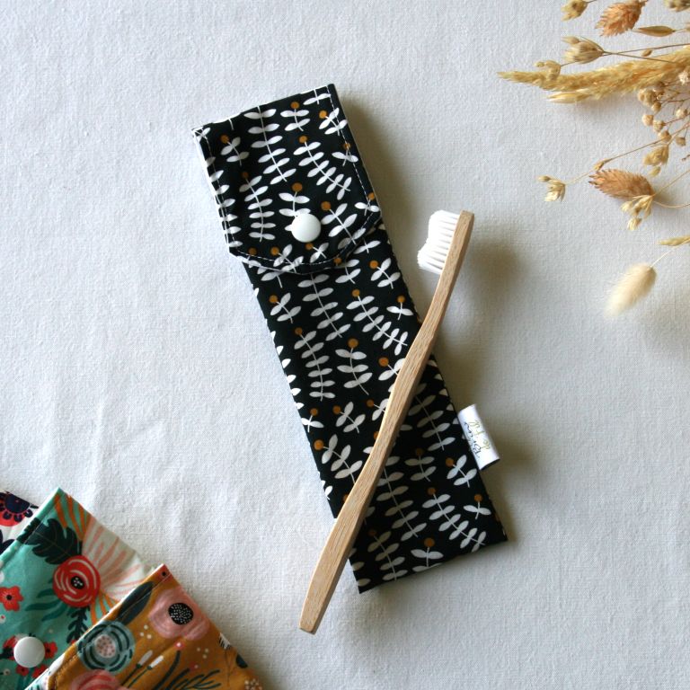 étui à brosse à dents imperméable 3