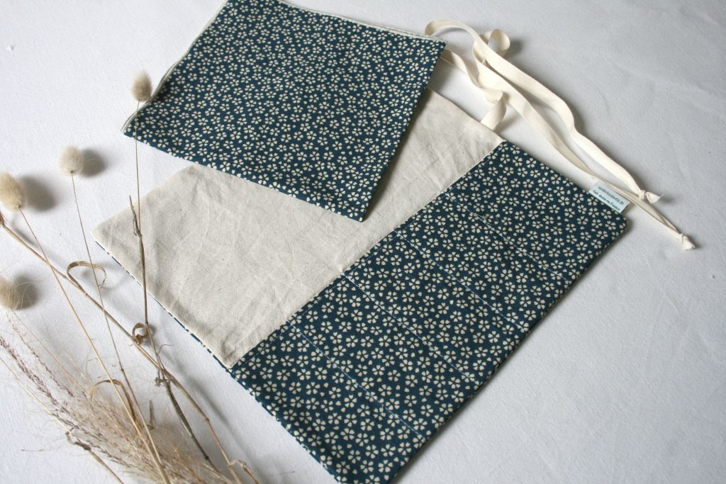 Etui à couverts petites fleurs 7