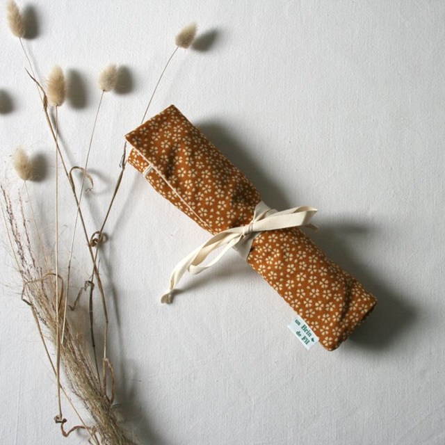 Etui à couverts petites fleurs 4