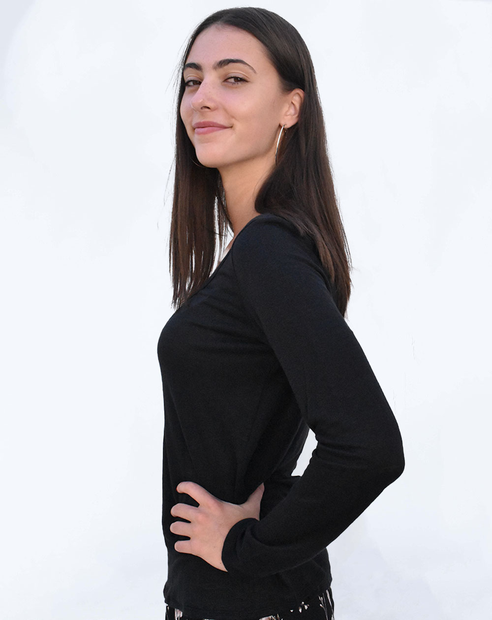 Zieza t-shirt col V manches longue coloris noir 4