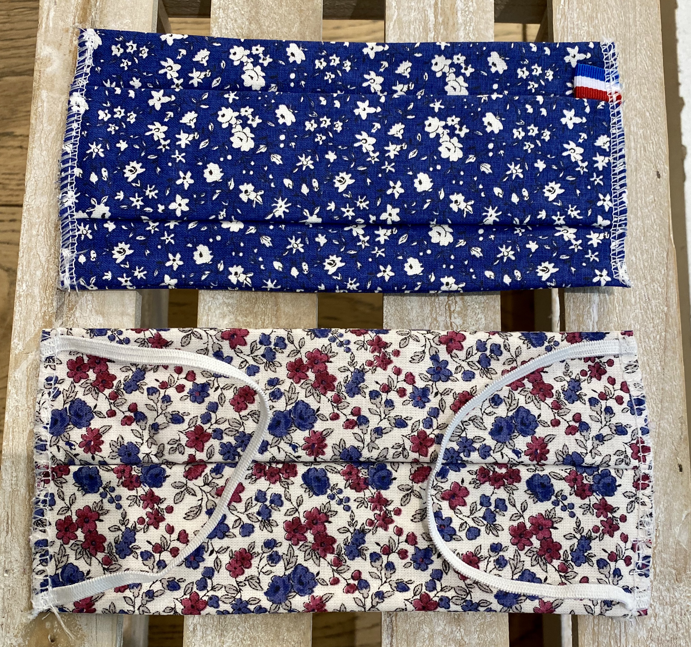 Lot de 4 masques fleuris adulte - Attestation cat. 2 DGA // 20 lavages  4