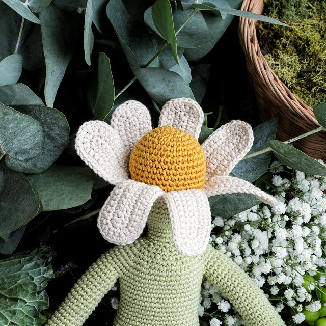 CAMILLE CAMOMILLE - POUPÉE FLEUR MEDIUM EN COTON BIO 6