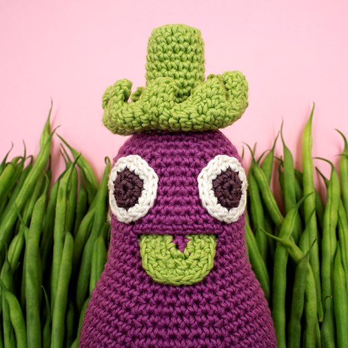 RÉGINE L'AUBERGINE - HOCHET POUR BÉBÉ EN COTON BIO