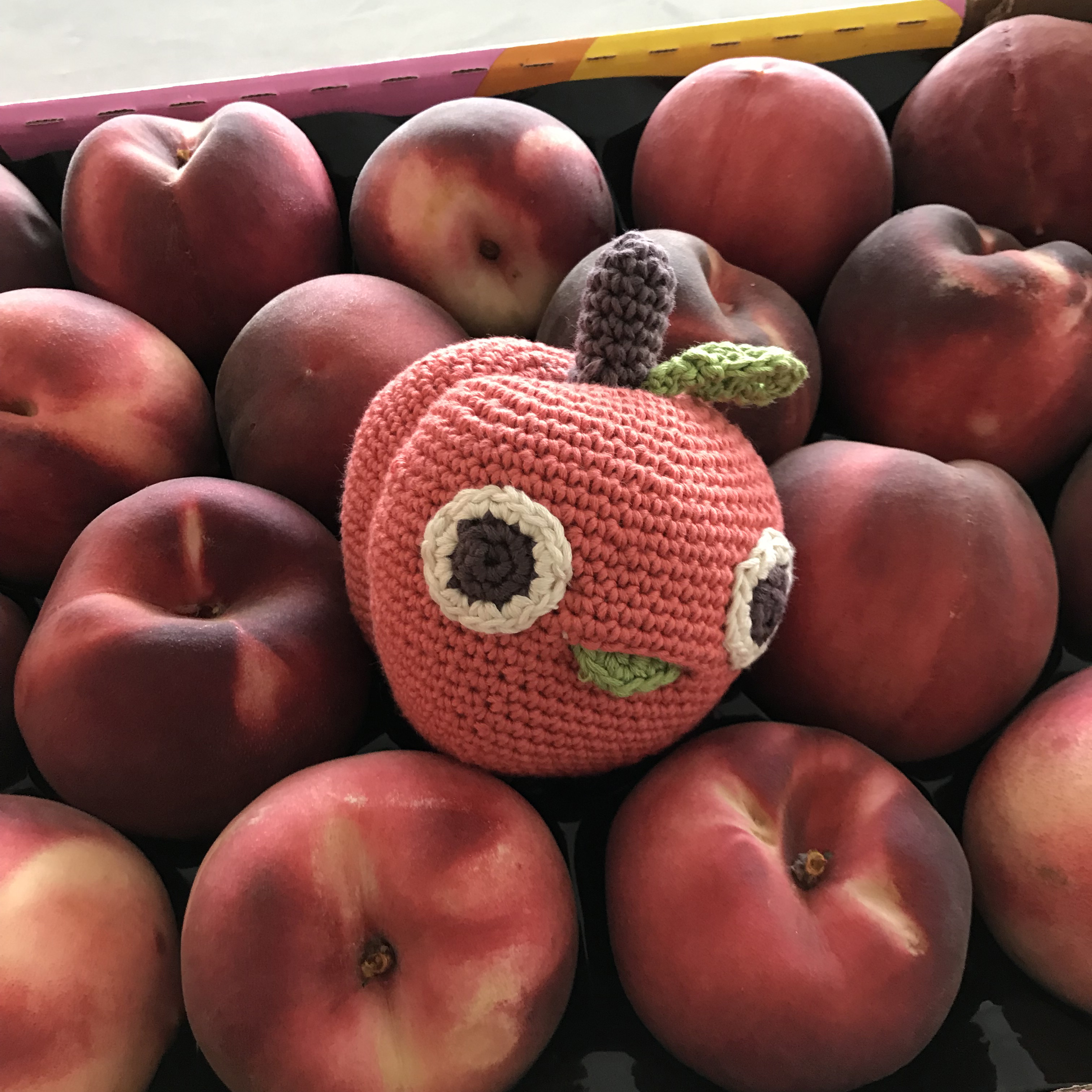 MILA LA PÊCHE - HOCHET POUR BÉBÉ EN COTON BIO 8