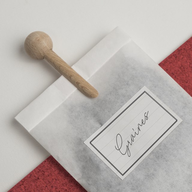 Boîte de 6 pinces à sachet en bois "pince-mi" : noires 4