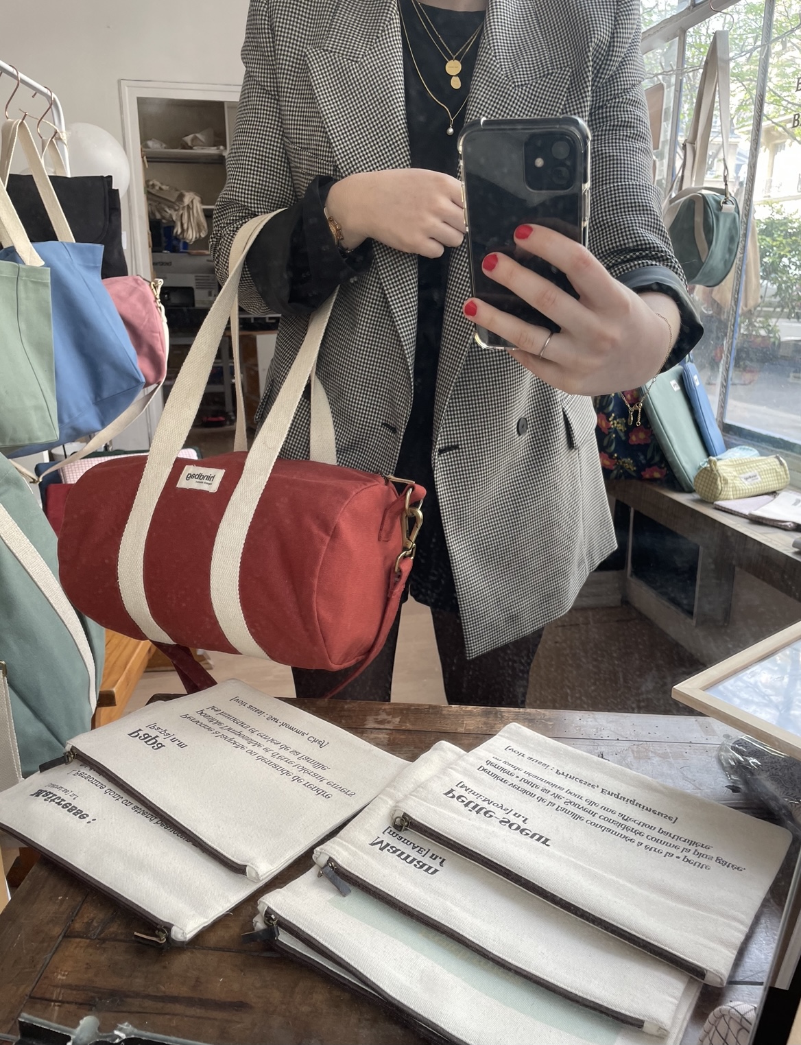 Mini sac polochon MINI SIMON, avec bandoulière, rouge terracotta, coton bio 4