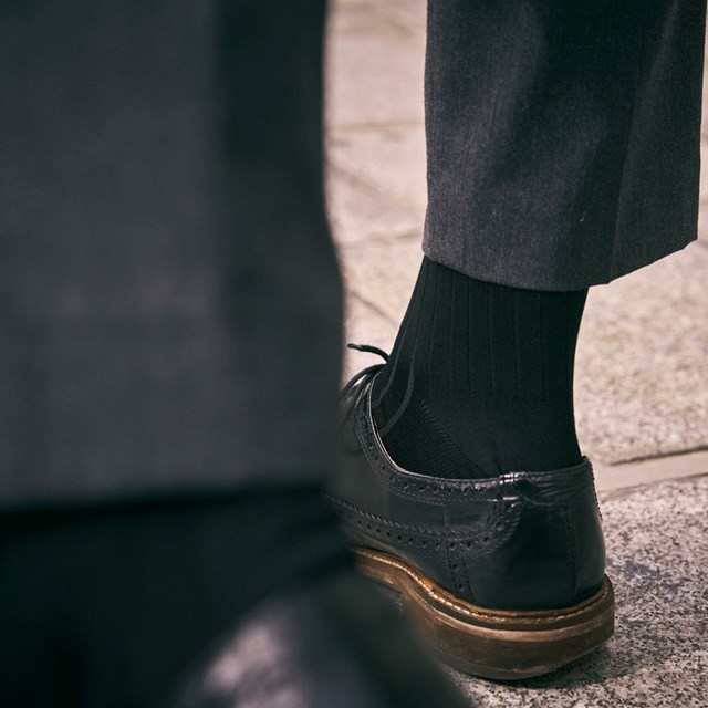 Chaussettes côtelées mi-bas noir pour hommes