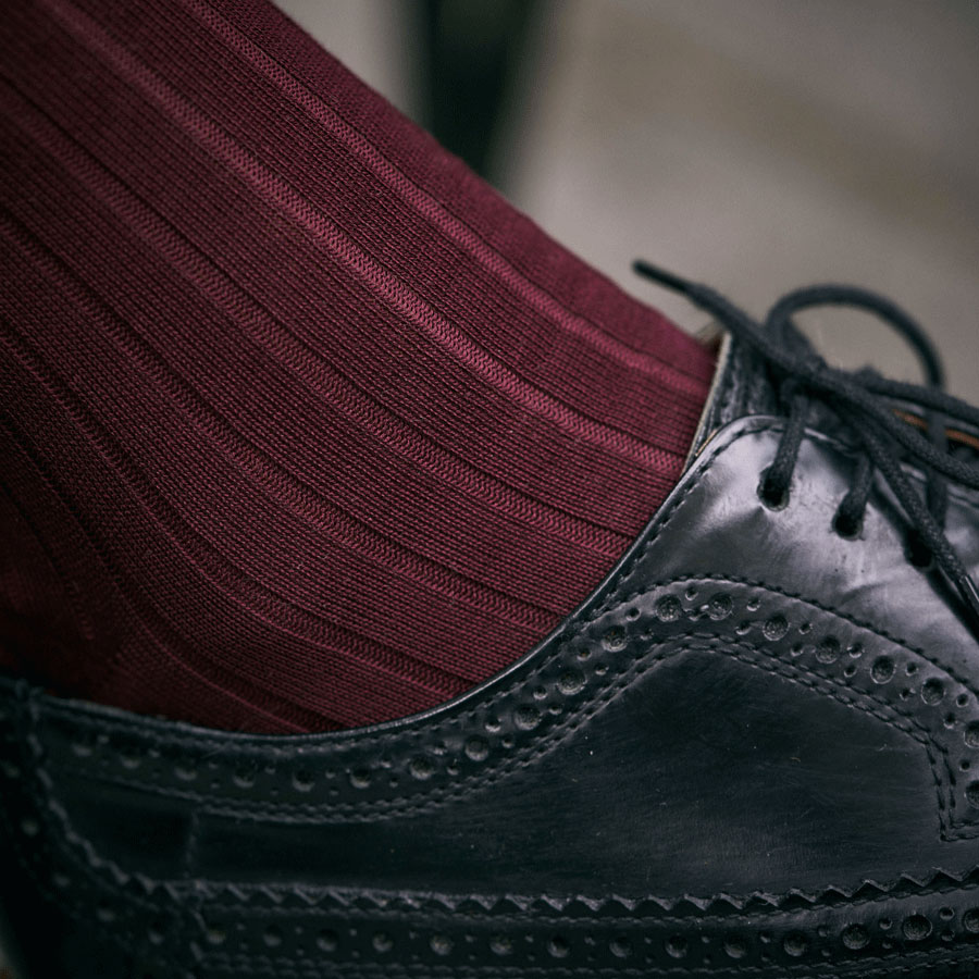 Chaussettes côtelées bordeaux 2