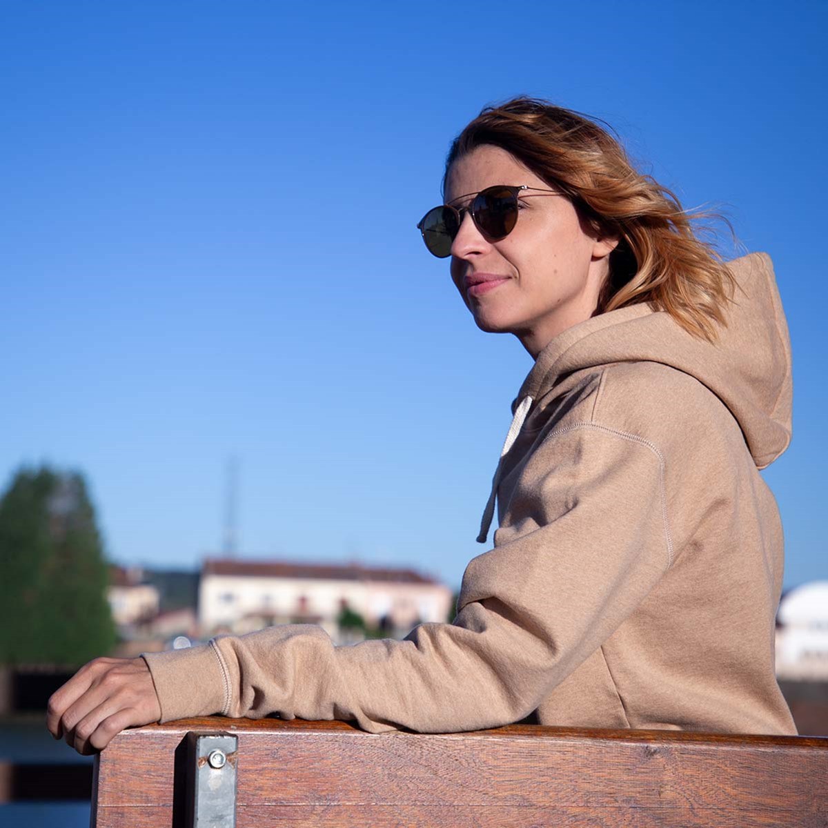 Hoodie "Alpamayo" unisexe en coton bio non teint 12