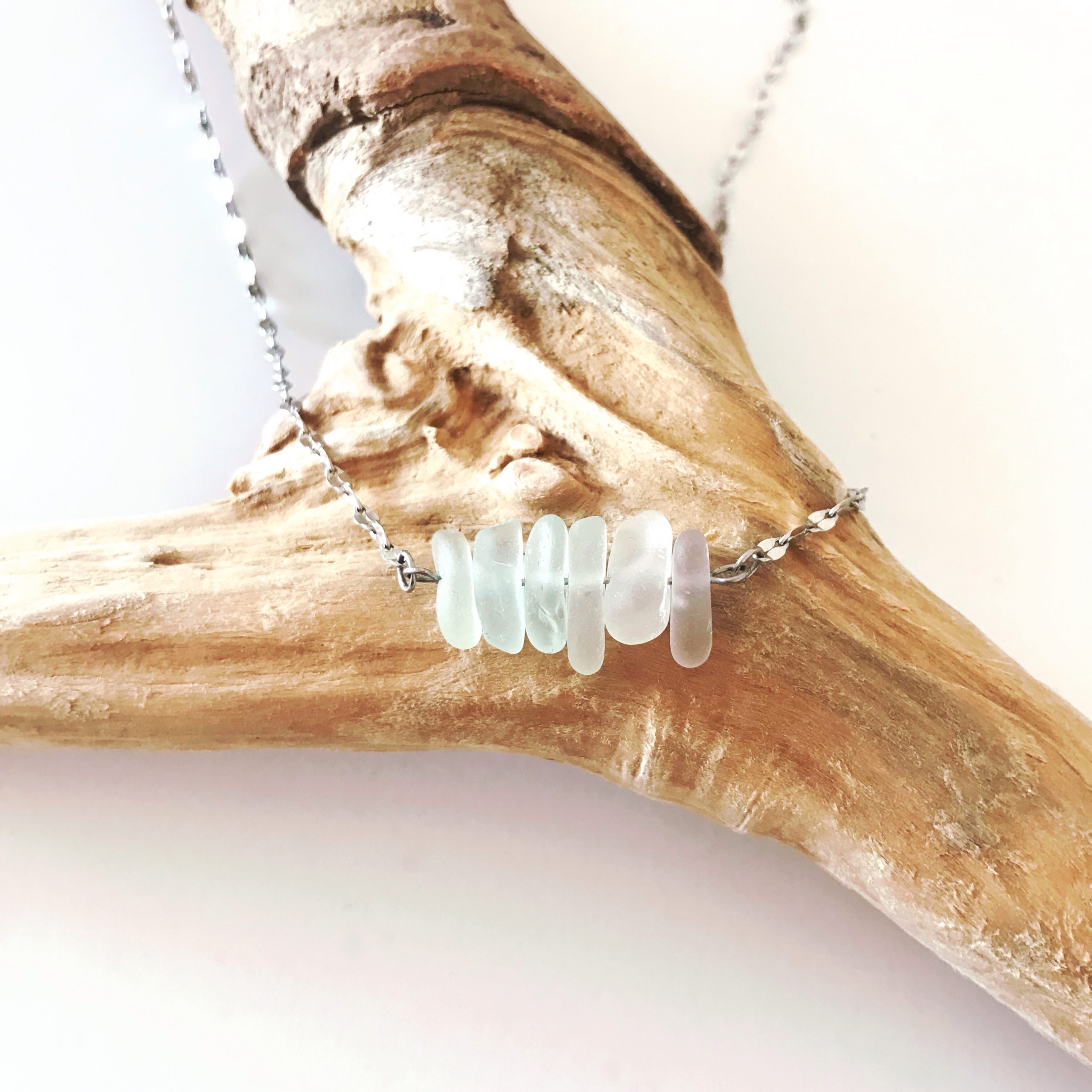 Collier RIVAGE Blanc en verre dépoli des plages 4