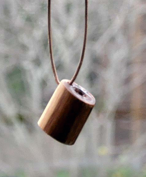 Diffuseur de parfum Auto (à suspendre) 7