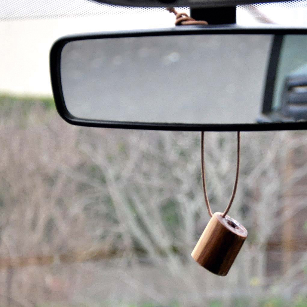 Diffuseur de parfum Auto (à suspendre) 6