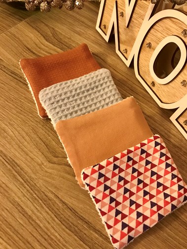 Lot de 4 cotons lavables - petits triangles 