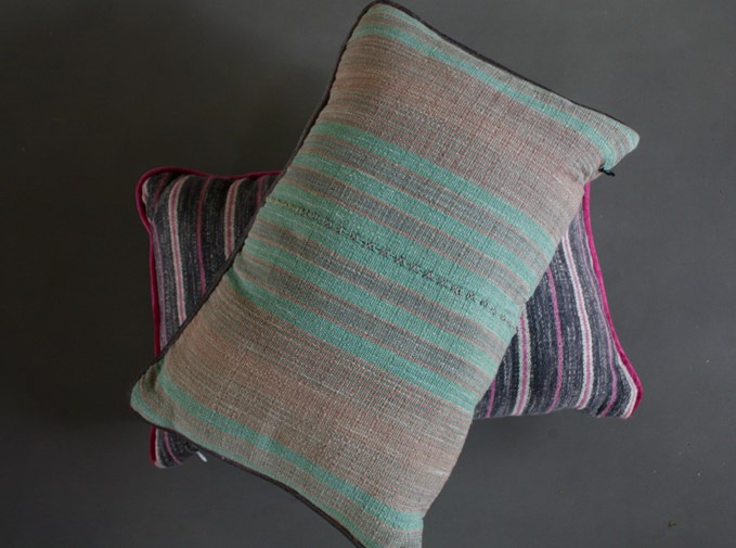 Coussin tissu vintage DPBKK