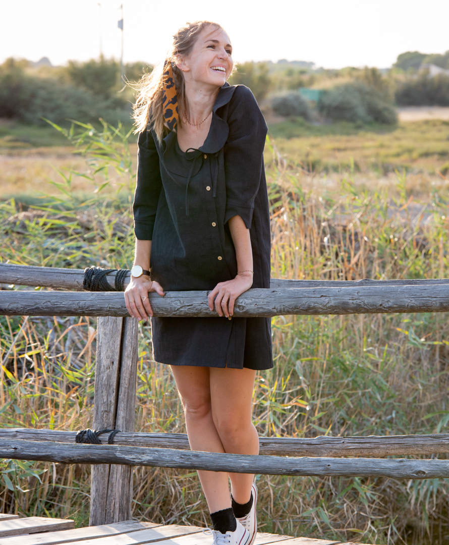 Robe chemise noire en lin fabriquée en France à la commande