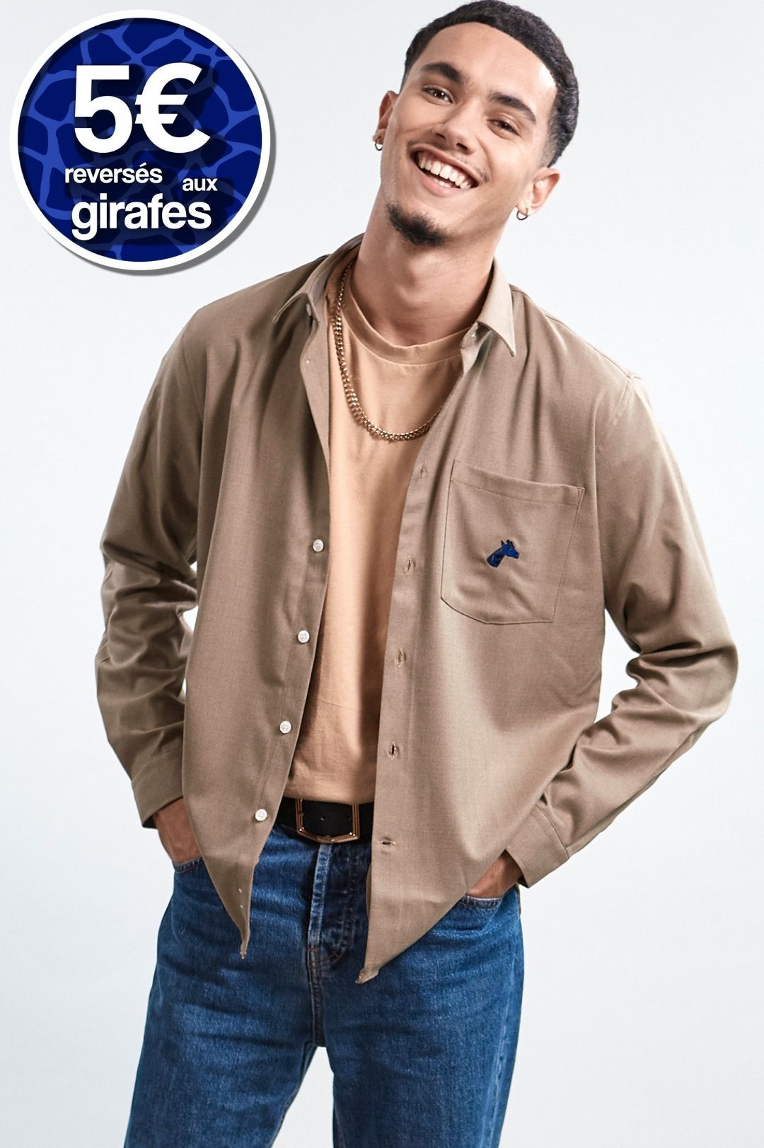 Chemise upcyclée beige sable - girafon bleu 2