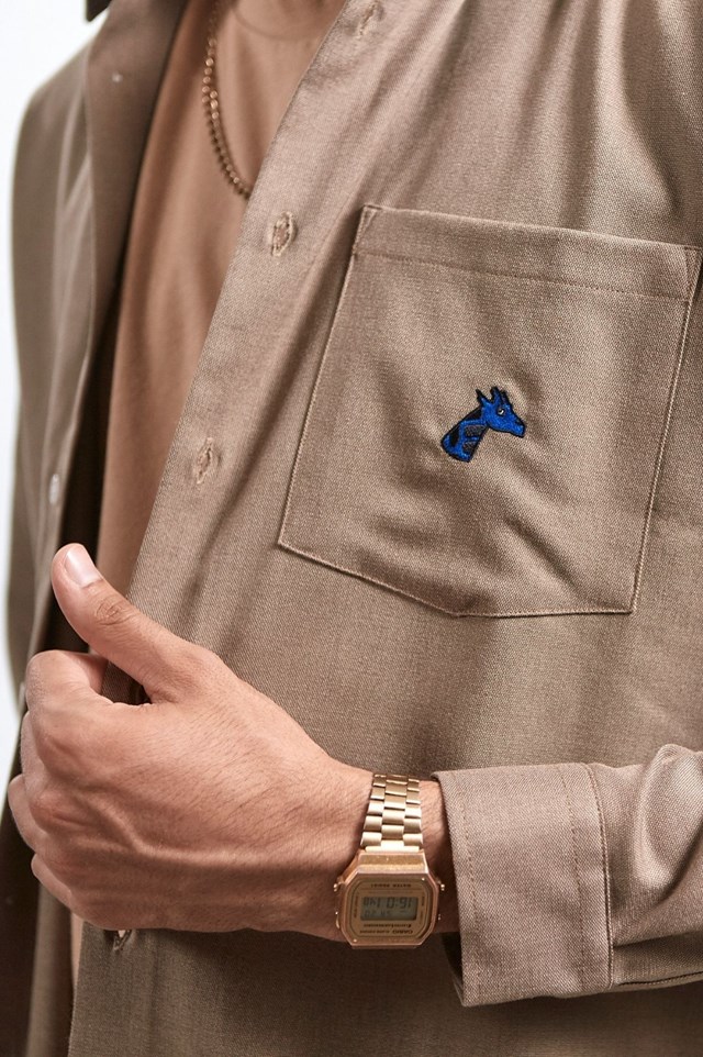 Chemise upcyclée beige sable - girafon bleu 3