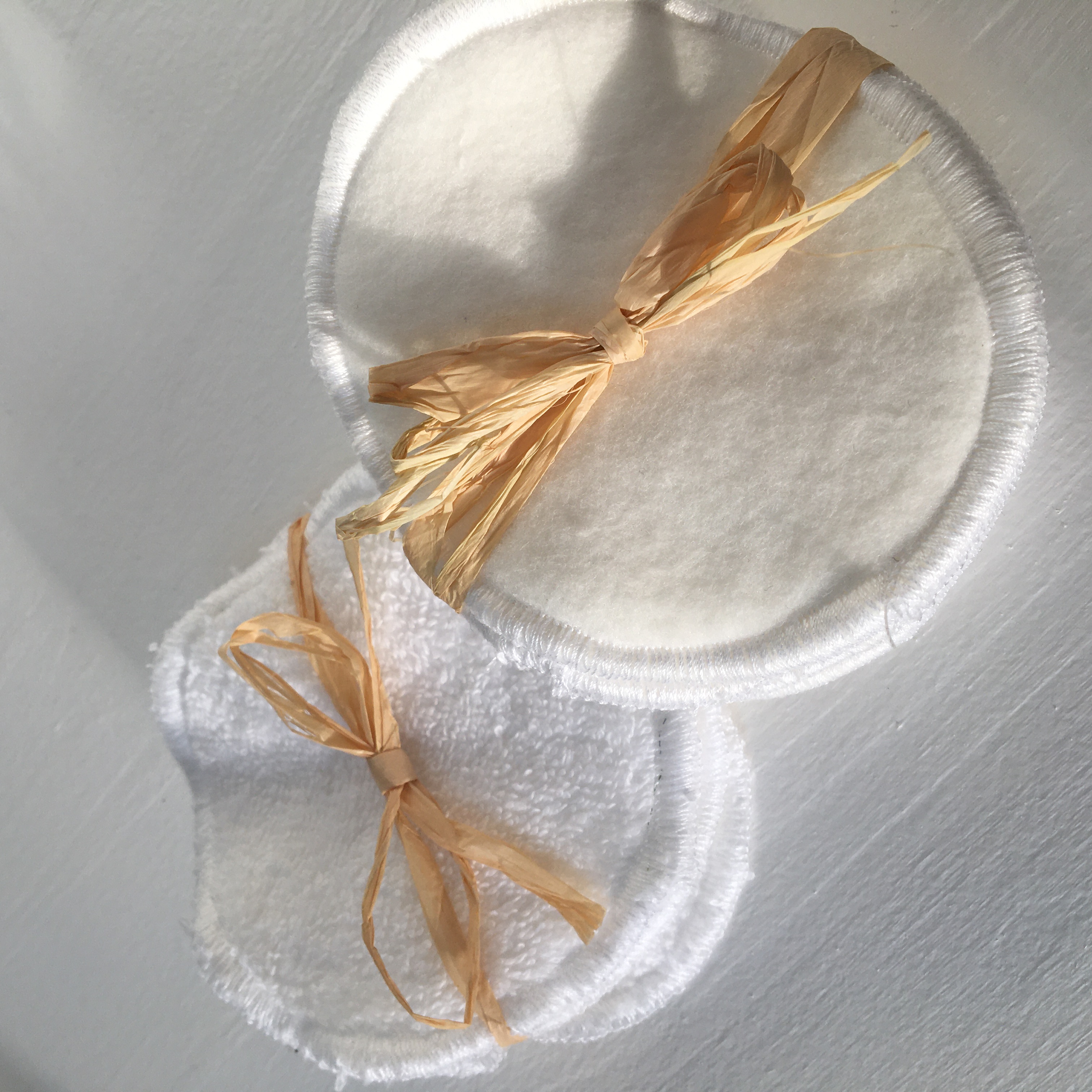 Lot de 5 lingettes-disques blanc double-face éponge et polaire de coton bio / Délicatesse 2