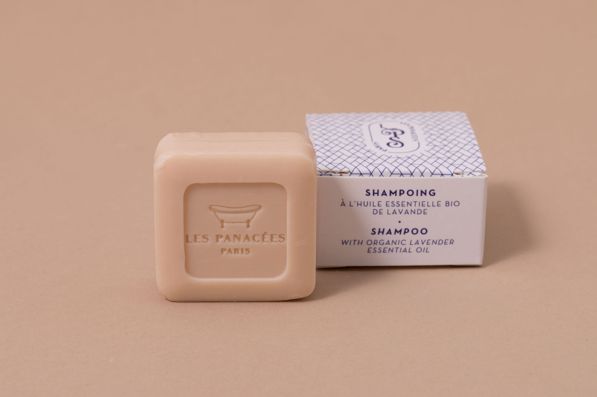 Écrin de voyage en liège et son shampoing solide Bouquet de Nature 4